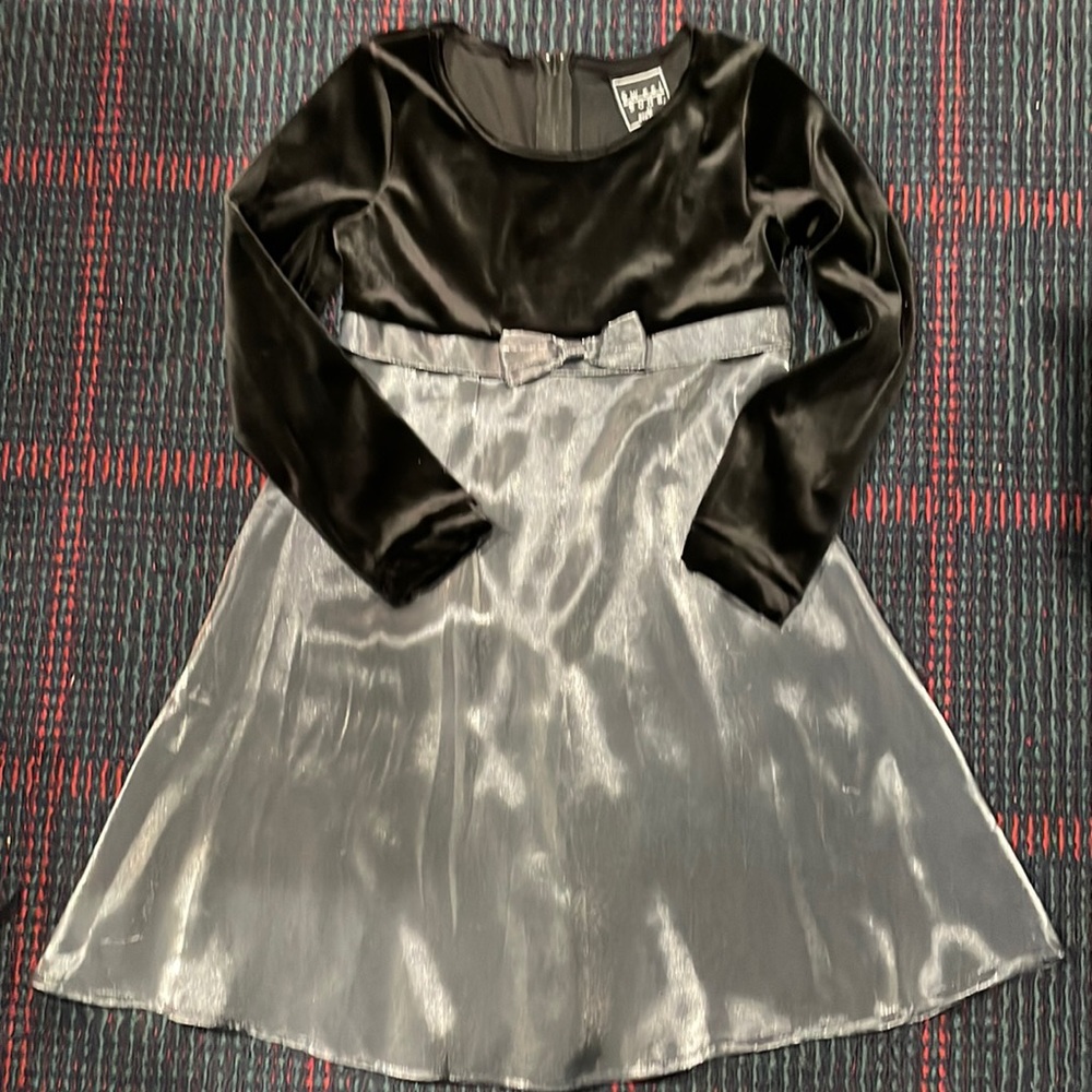 Pretty Dressy dress with velour top & shimmer silver skirt, sz 10